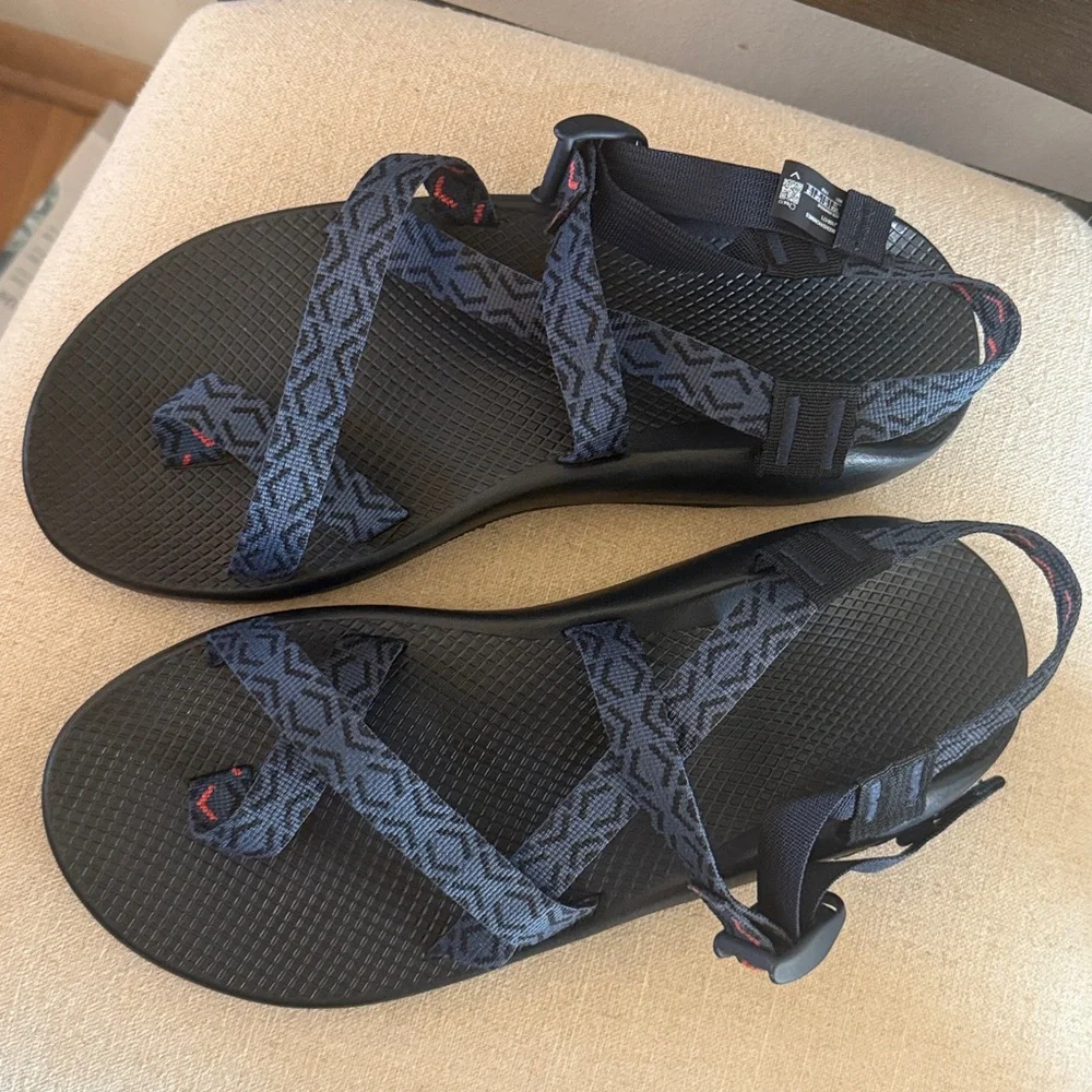 Chaco Men’s Z2 Classic Adjustable Strap Sandals Navy Blue Black Size 13